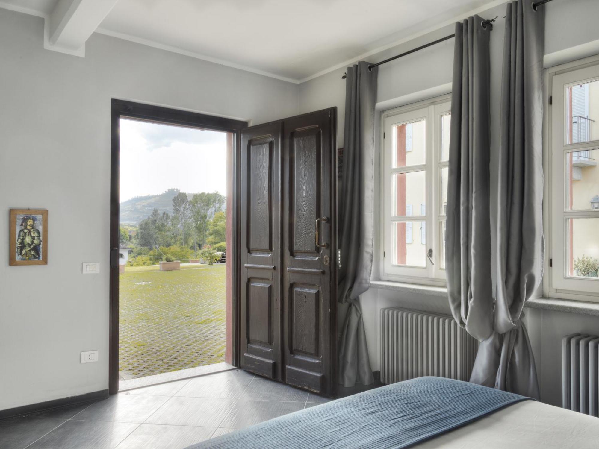 Vigna Dell'Acqua Villa Санто Стефано Белбо Стая снимка