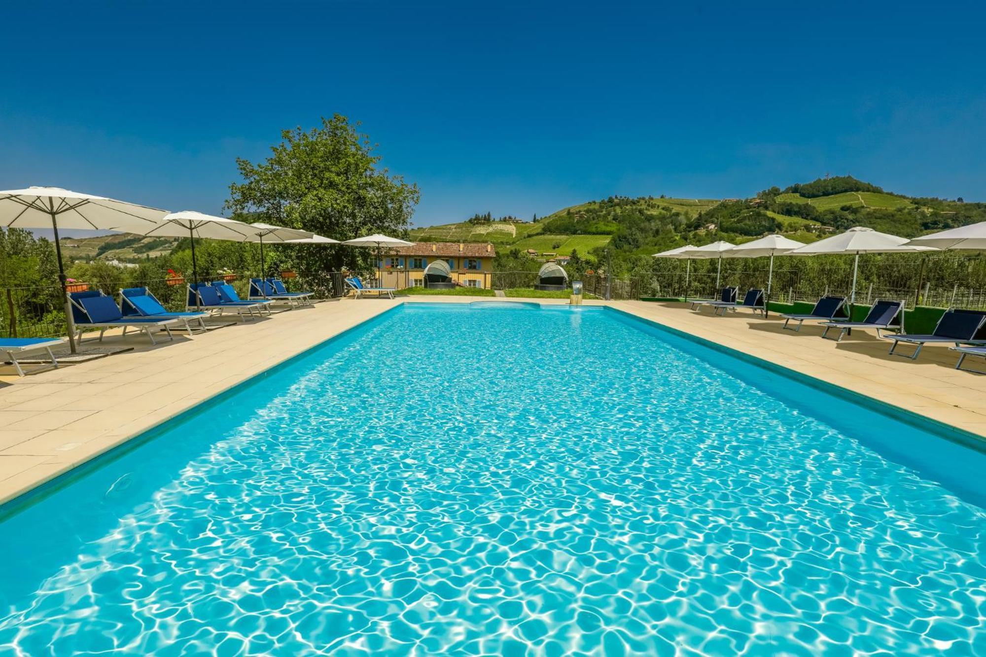 Vigna Dell'Acqua Villa Санто Стефано Белбо Екстериор снимка