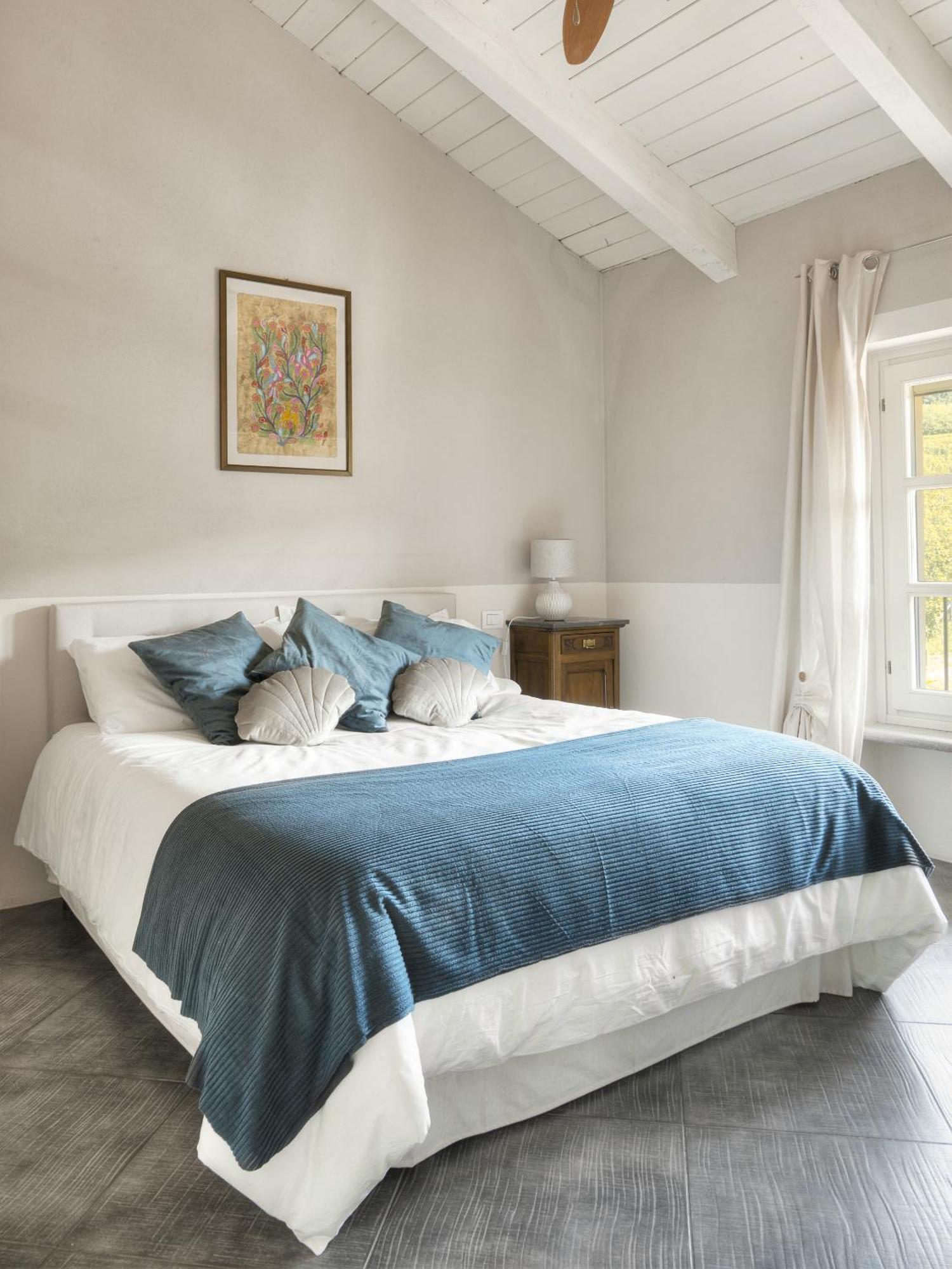 Vigna Dell'Acqua Villa Санто Стефано Белбо Стая снимка